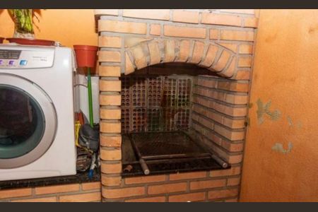 Casa à venda com 142m², 3 quartos e 4 vagas