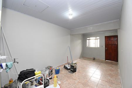 Casa de condomínio para alugar com 45m², 2 quartos e 1 vagaSala