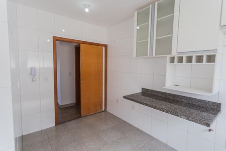 Cozinha de apartamento para alugar com 4 quartos, 130m² em Palmares, Juiz de Fora