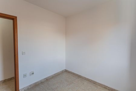 Apartamento para alugar com 130m², 4 quartos e 2 vagas Apartamento para alugar com 130m², 4 quartos e 2 vagasQuarto 3