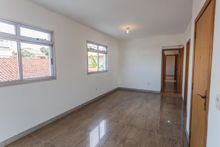 Sala de apartamento para alugar com 4 quartos, 130m² em Palmares, Juiz de Fora