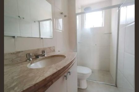 Apartamento para alugar com 130m², 4 quartos e 2 vagas Apartamento para alugar com 130m², 4 quartos e 2 vagasBanheiro
