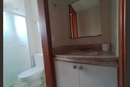 Apartamento para alugar com 130m², 4 quartos e 2 vagas Apartamento para alugar com 130m², 4 quartos e 2 vagasBanheiro
