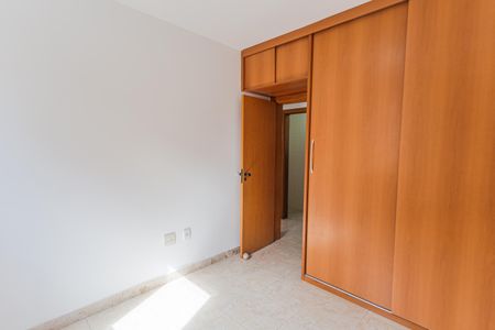 Apartamento para alugar com 130m², 4 quartos e 2 vagas Apartamento para alugar com 130m², 4 quartos e 2 vagasQuarto
