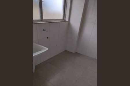 Apartamento para alugar com 130m², 4 quartos e 2 vagas Apartamento para alugar com 130m², 4 quartos e 2 vagasÁrea de serviço