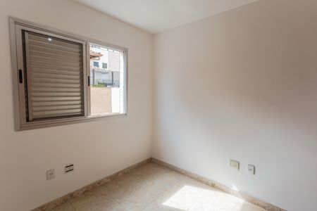 Apartamento para alugar com 130m², 4 quartos e 2 vagas Apartamento para alugar com 130m², 4 quartos e 2 vagasQuarto