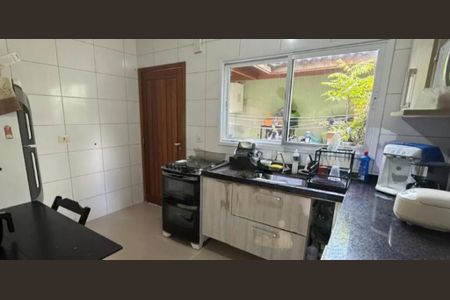 Casa à venda com 3 quartos, 114m² em Campo Grande, São Paulo