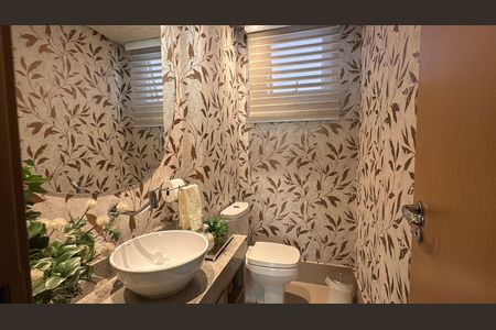 Apartamento à venda com 138m², 4 quartos e 3 vagas Apartamento à venda com 138m², 4 quartos e 3 vagasLavabo