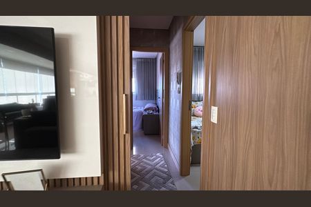 Corredor de apartamento à venda com 4 quartos, 138m² em St. Bueno, Goiânia