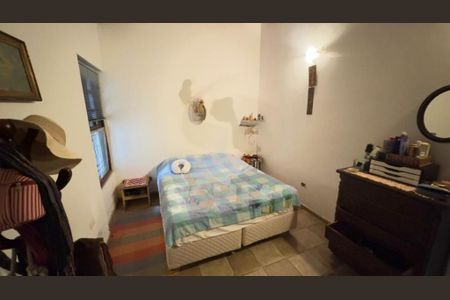 Casa à venda com 85m², 2 quartos e 2 vagas