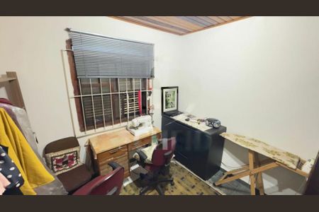 Casa à venda com 85m², 2 quartos e 2 vagas