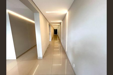 Apartamento à venda com 64m², 2 quartos e 1 vaga