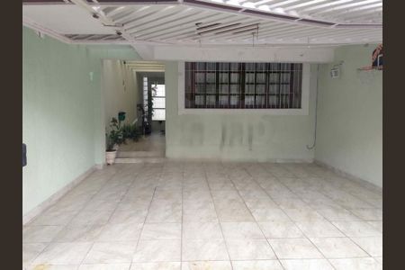 Casa à venda com 180m², 3 quartos e 4 vagas