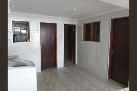 Casa à venda com 180m², 3 quartos e 4 vagas