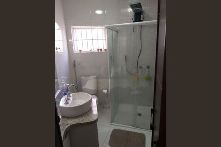 Casa à venda com 180m², 3 quartos e 4 vagas