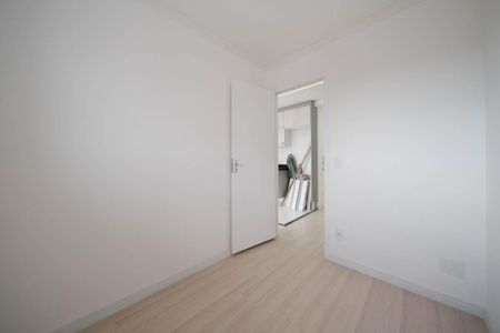 Quarto 1 de apartamento para alugar com 2 quartos, 39m² em Jardim Maringa, São Paulo