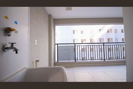 Apartamento para alugar com 63m², 2 quartos e 1 vagaÁrea de Serviço/Varanda