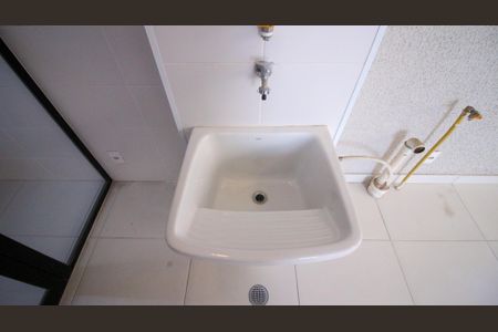Apartamento para alugar com 63m², 2 quartos e 1 vagaÁrea de Serviço/Varanda