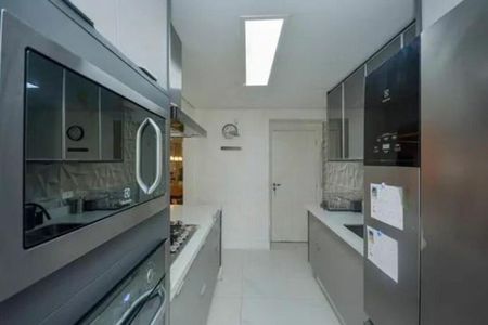 Apartamento à venda com 120m², 3 quartos e 2 vagas