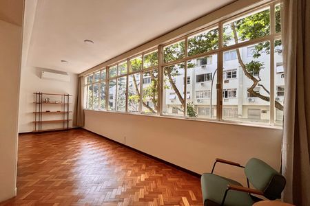 Apartamento para alugar com 316m², 4 quartos e 1 vaga Apartamento para alugar com 316m², 4 quartos e 1 vagaSala