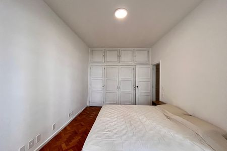 Apartamento para alugar com 316m², 4 quartos e 1 vaga Apartamento para alugar com 316m², 4 quartos e 1 vagaQuarto 2