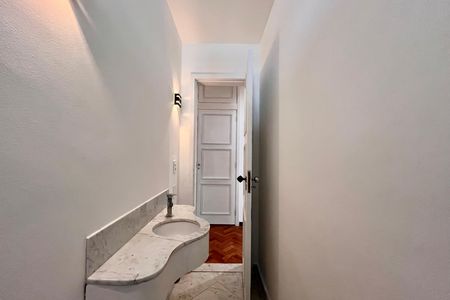 Apartamento para alugar com 316m², 4 quartos e 1 vaga Apartamento para alugar com 316m², 4 quartos e 1 vagaLavabo