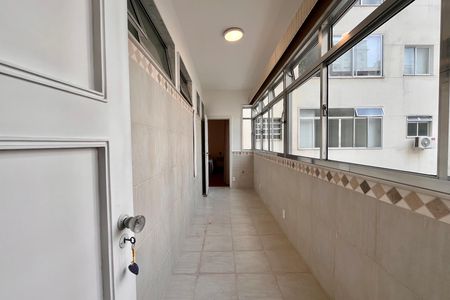 Apartamento para alugar com 316m², 4 quartos e 1 vaga Apartamento para alugar com 316m², 4 quartos e 1 vagaVaranda quarto 2