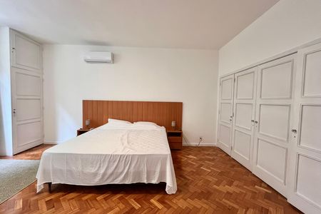 Apartamento para alugar com 316m², 4 quartos e 1 vaga Apartamento para alugar com 316m², 4 quartos e 1 vagaQuarto 1