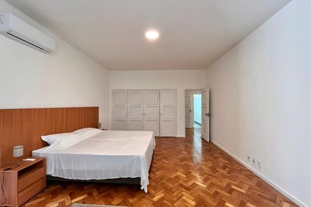 Apartamento para alugar com 316m², 4 quartos e 1 vaga Apartamento para alugar com 316m², 4 quartos e 1 vagaQuarto 1