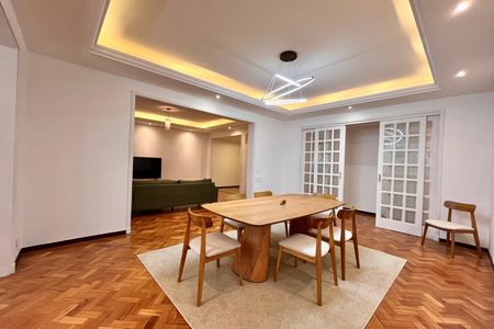 Apartamento para alugar com 316m², 4 quartos e 1 vaga Apartamento para alugar com 316m², 4 quartos e 1 vagaSala