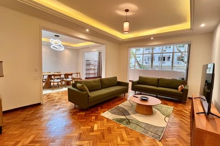 Apartamento para alugar com 316m², 4 quartos e 1 vaga Apartamento para alugar com 316m², 4 quartos e 1 vagaSala