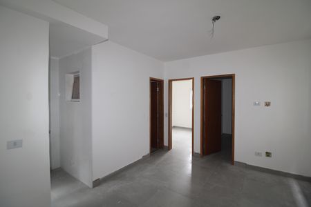 Sala / Cozinha / Área de Serviço de apartamento para alugar com 2 quartos, 32m² em Jardim Primavera, São Paulo
