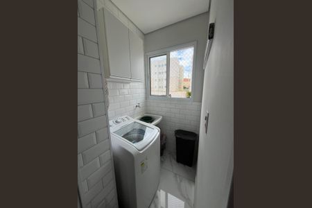 Apartamento à venda com 47m², 2 quartos e 1 vaga Apartamento à venda com 47m², 2 quartos e 1 vagaÁrea de serviço