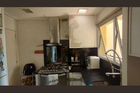 Apartamento à venda com 3 quartos, 107m² em Vila Isa, São Paulo