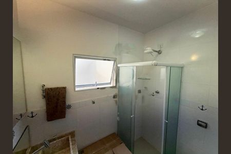 Casa à venda com 149m², 2 quartos e 2 vagas