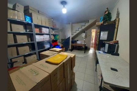 Casa à venda com 96m², 2 quartos e 1 vaga