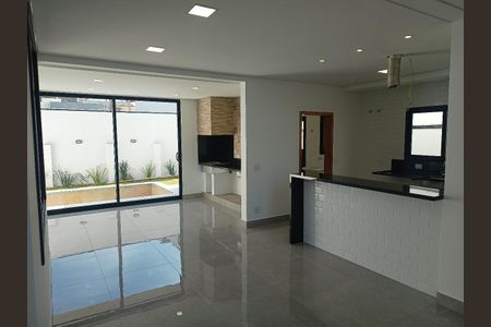 Foto 01 de casa de condomínio à venda com 3 quartos, 226m² em Residencial Real Park Sumaré, Sumaré