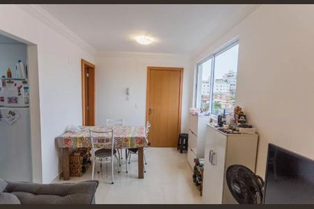 Apartamento à venda com 60m², 2 quartos e 2 vagas