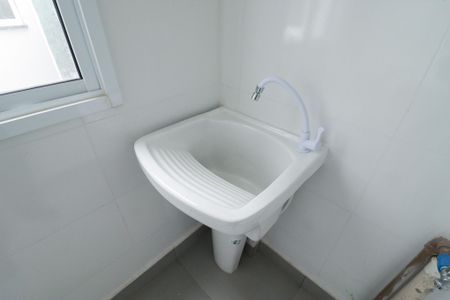 Apartamento para alugar com 40m², 2 quartos e sem vaga Apartamento para alugar com 40m², 2 quartos e sem vagaSala/Cozinha/Área de Serviço