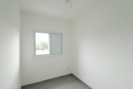 Quarto 1 de apartamento para alugar com 2 quartos, 40m² em Jardim Primavera, São Paulo