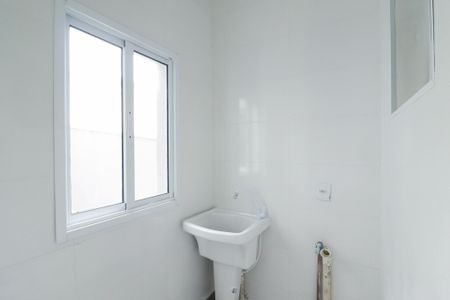 Sala/Cozinha/Área de Serviço de apartamento para alugar com 2 quartos, 40m² em Jardim Primavera, São Paulo
