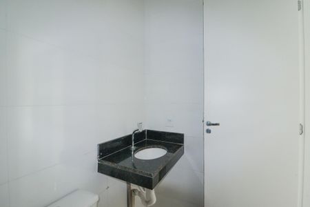 Apartamento para alugar com 40m², 2 quartos e sem vaga Apartamento para alugar com 40m², 2 quartos e sem vagaBanheiro