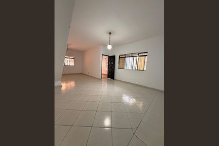 Sala de casa à venda com 3 quartos, 140m² em Vila Oratorio, São Paulo
