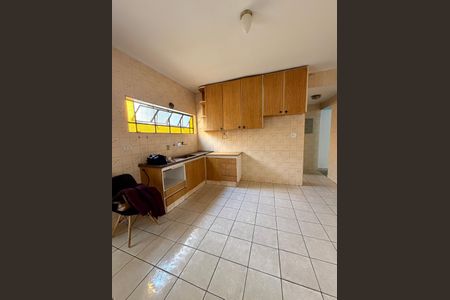 Cozinha de casa à venda com 3 quartos, 140m² em Vila Oratorio, São Paulo