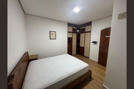 Apartamento à venda com 45m², 1 quarto e 1 vaga