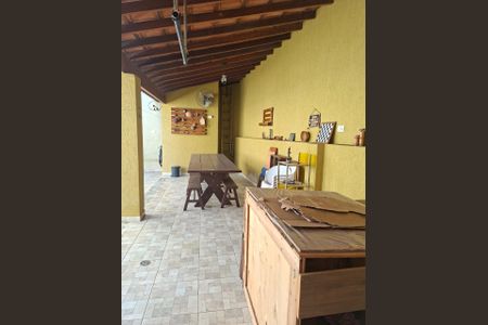 Casa à venda com 250m², 3 quartos e 1 vagaFoto 42