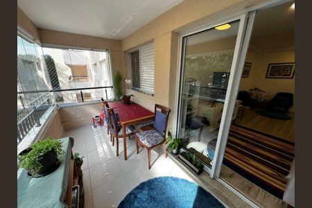 Apartamento à venda com 66m², 2 quartos e 1 vaga