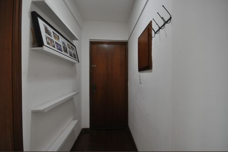 Apartamento à venda com 68m², 2 quartos e 1 vagaHall de entrada