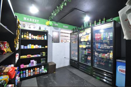 Apartamento à venda com 68m², 2 quartos e 1 vagaMini Market