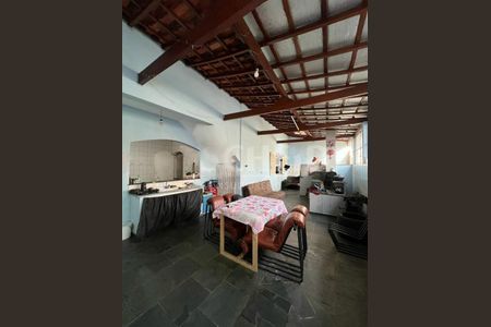 Casa à venda com 3 quartos, 278m² em Jardim Guanhembu, São Paulo